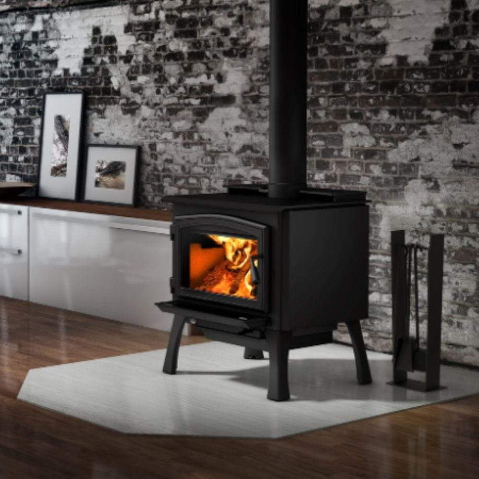 Osburn 2000 Wood Stove With Black Door Overlay & Black Cast Iron Straight Legs With Ash Drawer For Sale